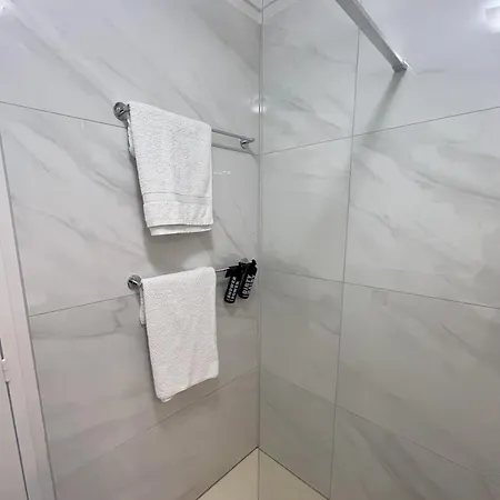 Belleza Del Mar * Rosas